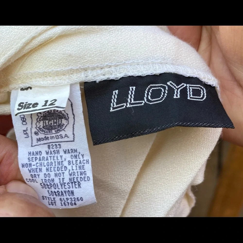 VINTAGE LLOYD Pleated Button Midi Skirt - Picture 4 of 7